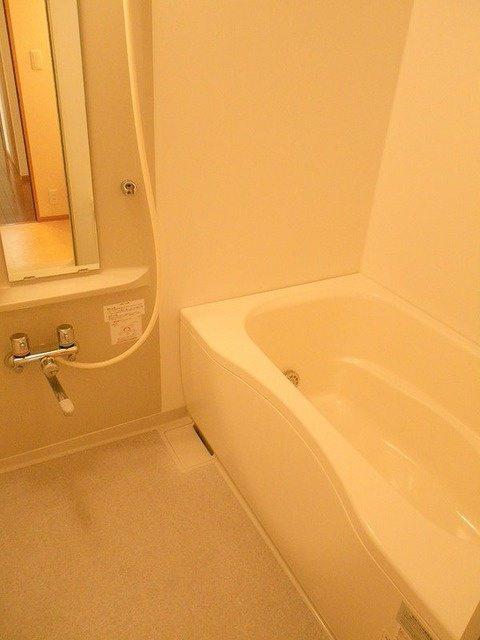 オークヒルＮ棟の浴室|ゆったりバスルーム