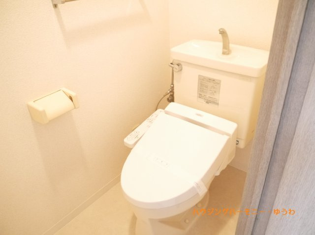 【トイレ】 | ワコー高田馬場マンション | イメージ画像となります。実際とは異なりますので、ご注意ください！