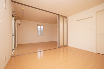 【居間・リビング】 | ビズビー広瀬 B棟