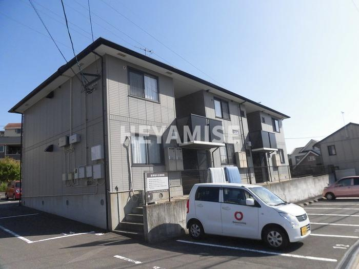 サンスカイ三城B棟の外観