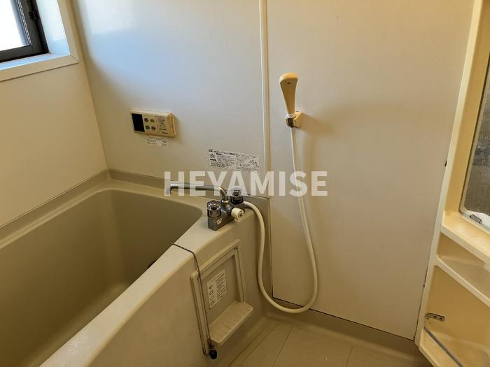 コンフォールM　Ⅲの浴室