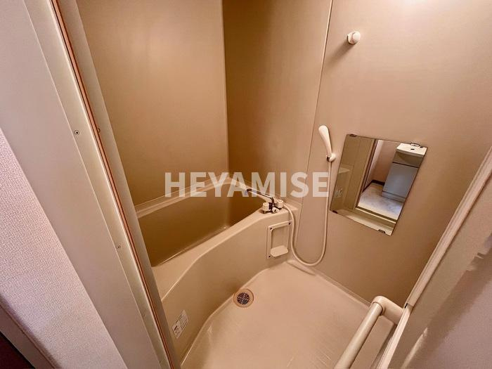 グレープハウス Ⅰの浴室