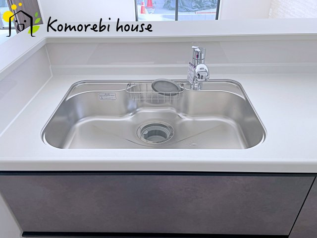 さいたま市北区今羽町　3期　新築一戸建て　グラファーレ　02のキッチン|キッチンです