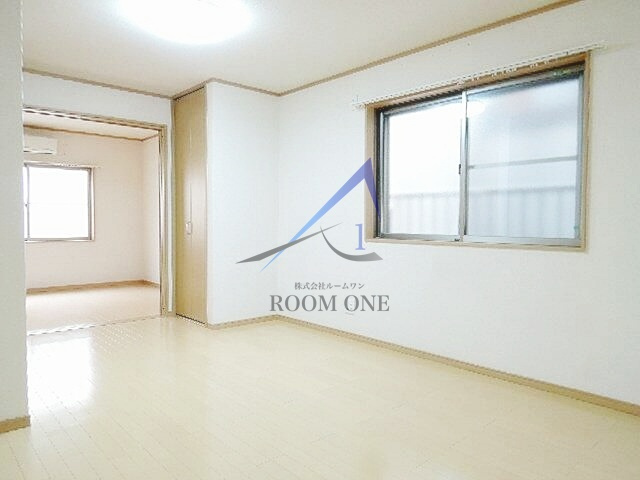 パリヴァールの居間・リビング|洋室のお部屋です。