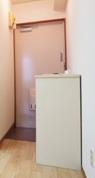 サンライズマンションの玄関