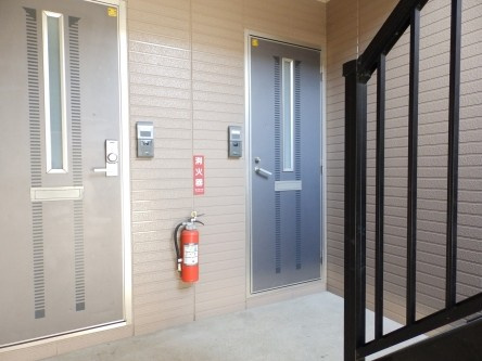 スターライト中央B棟のエントランス