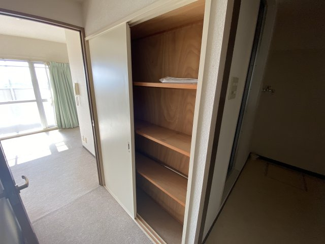 グランコート東金の収納