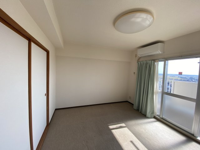 グランコート東金の居間・リビング