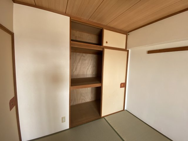 グランコート東金の収納