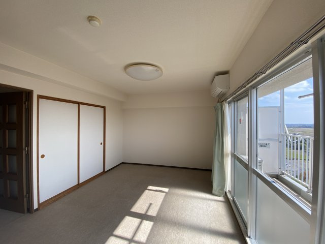 グランコート東金の居間・リビング