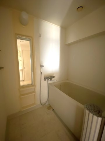 グランコート東金の浴室