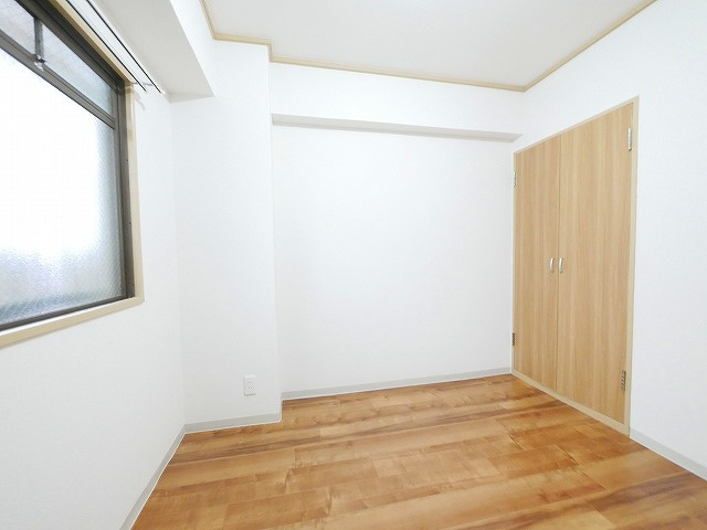 矢埜ハイツの和室