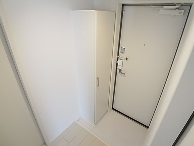 神戸市長田区海運町８丁目のアパートの玄関|シューズボックス付き玄関