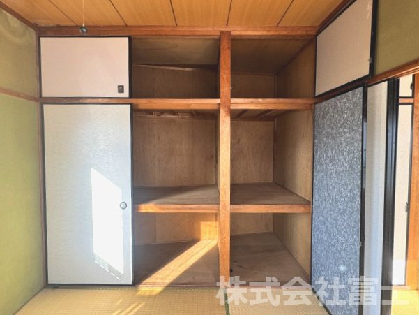 唐津市和多田先石のアパートの収納