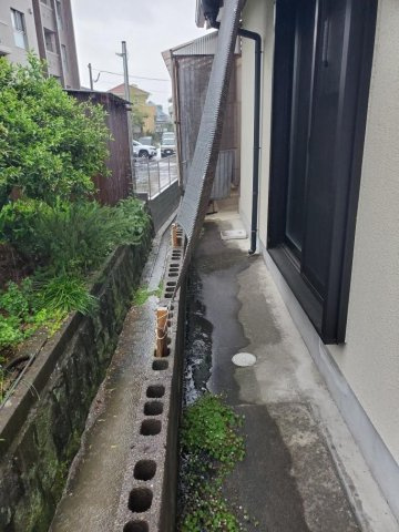 久留米市西町　売り土地の周辺|北側水路