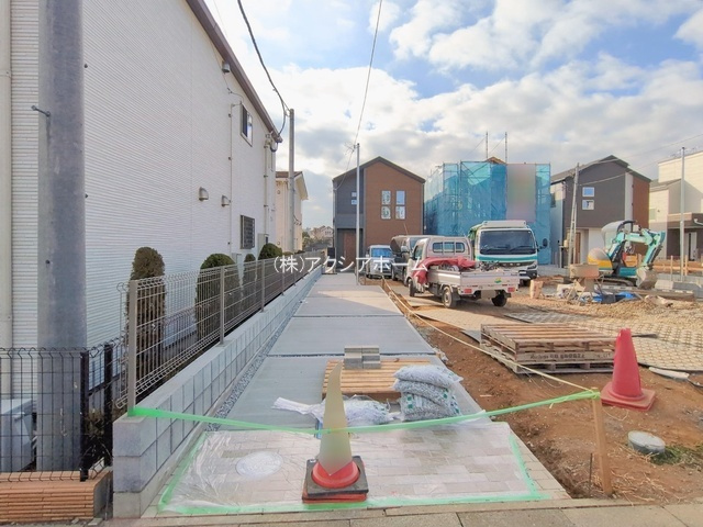 所沢市小手指南4丁目・全5棟　新築一戸建　3号棟の駐車場|現地写真（2026年1月8日撮影）