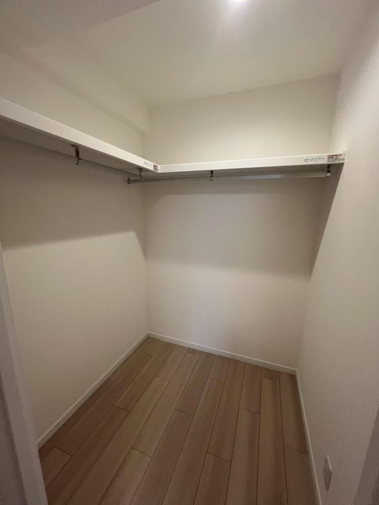 府中市是政４丁目の中古マンションの収納