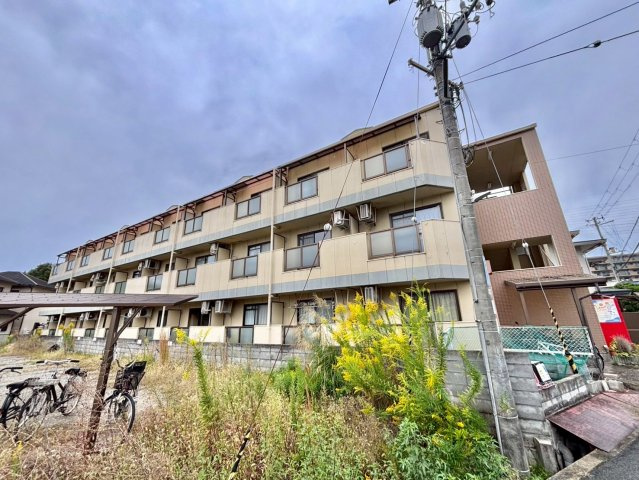 オーキッドコートの外観