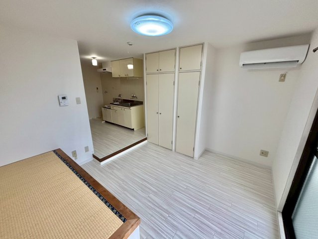 オーキッドコートの居間・リビング