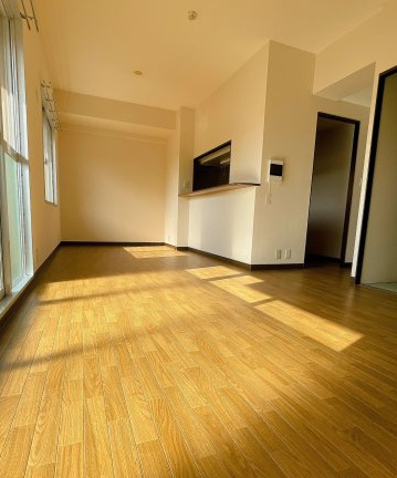 コーシャハイツ中加賀屋の居間・リビング