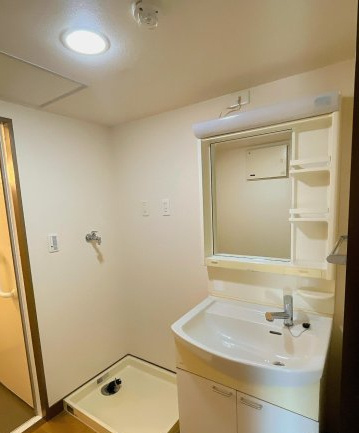 コーシャハイツ中加賀屋の洗面所