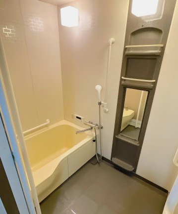 コーシャハイツ中加賀屋の浴室
