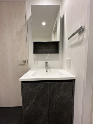 ＧＲＡＮ ＰＡＳＥＯ 島津山Ｅａｓｔの洗面所|忙しい朝には欠かせない洗面所です