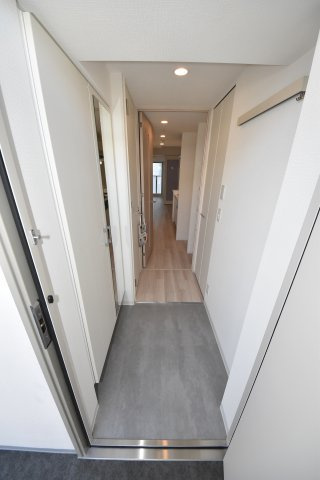 アーバネックス西本町の玄関