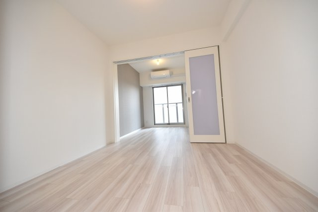 アーバネックス西本町の居間・リビング