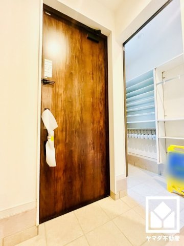 伏見区深草大亀谷八島町の玄関