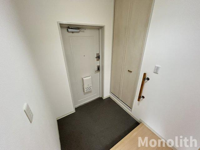 いぶき野3丁目7号棟の玄関