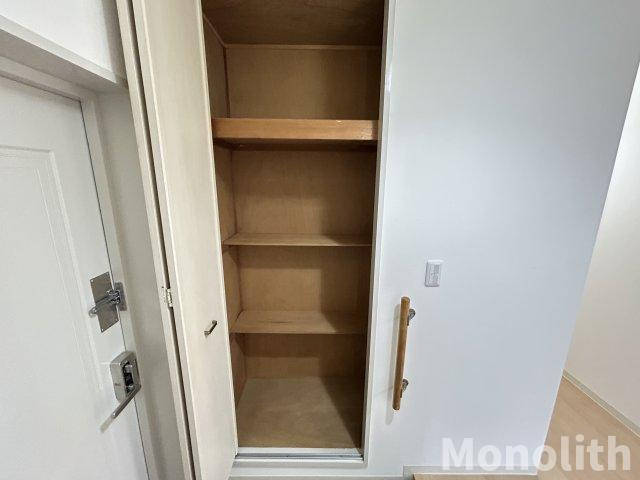 いぶき野3丁目7号棟の収納
