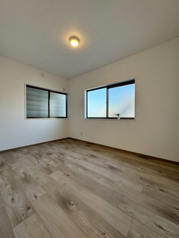 守口市南寺方中通1丁目の洋室