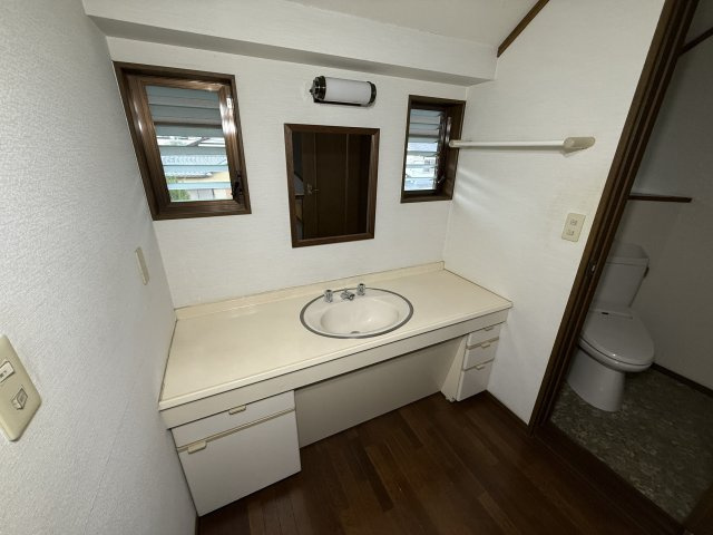 宇陀市榛原天満台東４丁目戸建　の洗面所