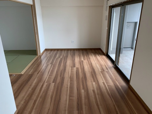 熊本市中央区本山３丁目の賃貸マンションの居間・リビング
