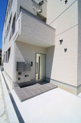 【エントランス】 | doro片野 | 落ち着いたエントランスです