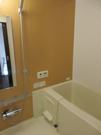 【浴室】 | サンライズ浜町 | コンパクトで使いやすいお風呂です