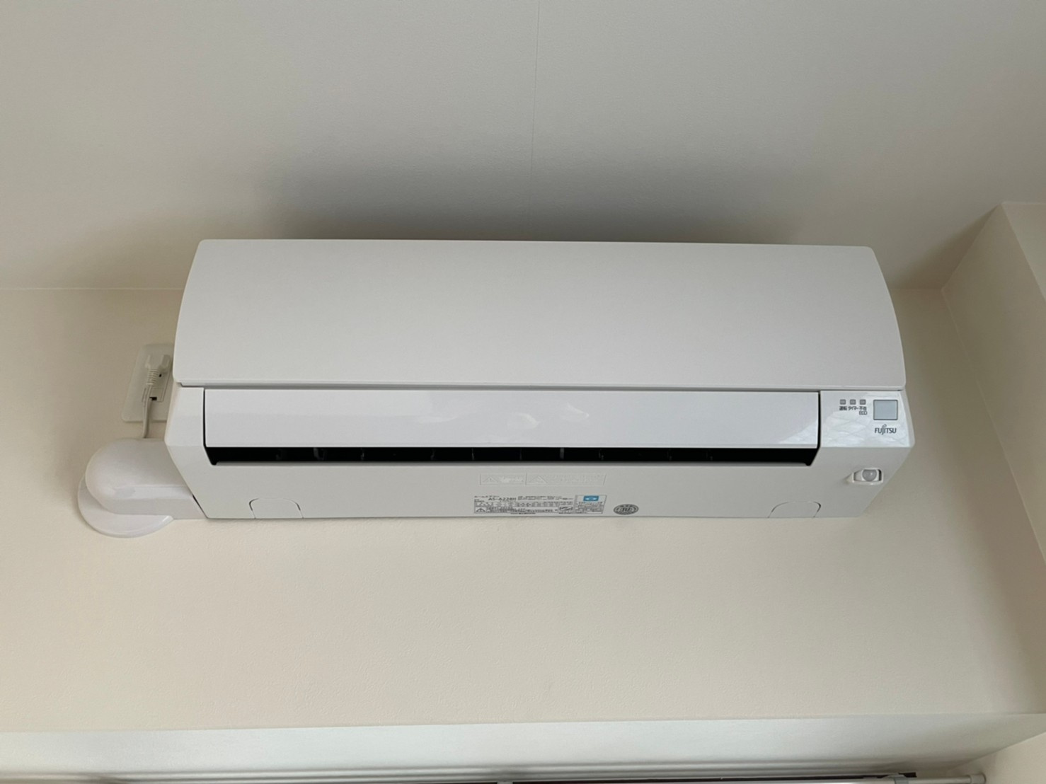 ピアッツァレント今井町の設備|洋室6帖の設置エアコン