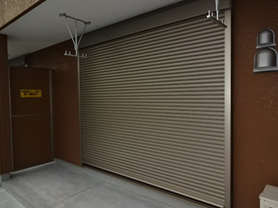 【セキュリティ】 | グランメゾン・エヌ | 防犯シャッター