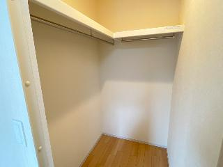 【収納】 | リオーネ富野 | ウォークインクローゼット（イメージ）