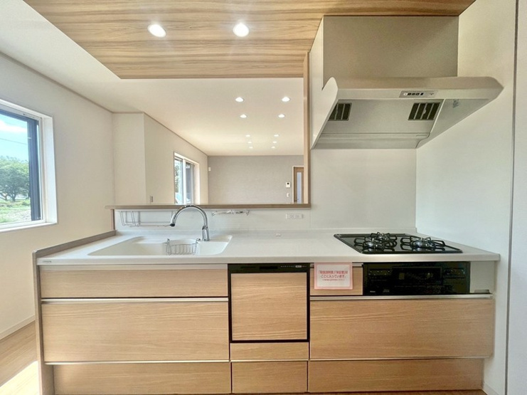 小山市中久喜　新築戸建13のキッチン