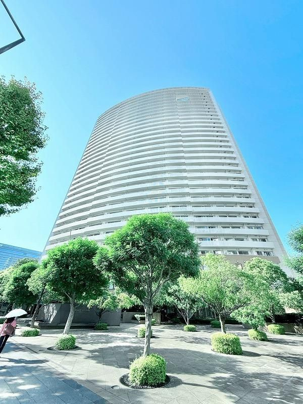 みなとみらいミッドスクエア　ザ・タワーレジデンスの外観