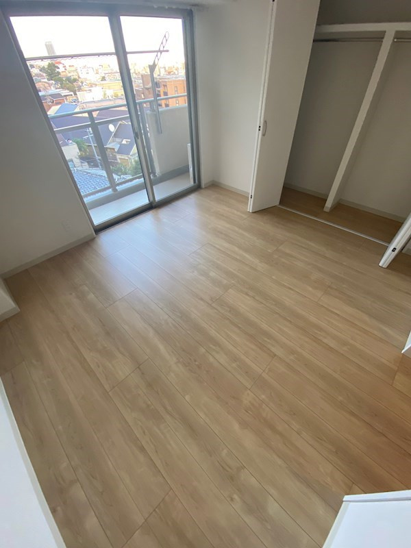 アベニューKOBE山本通りの居間・リビング