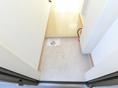 【玄関】 | リヴ氷川台 | リヴ氷川台