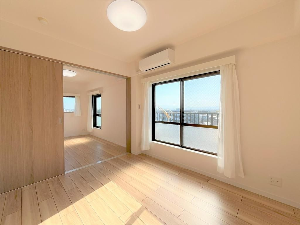 国立市富士見台２丁目の中古マンションの洋室