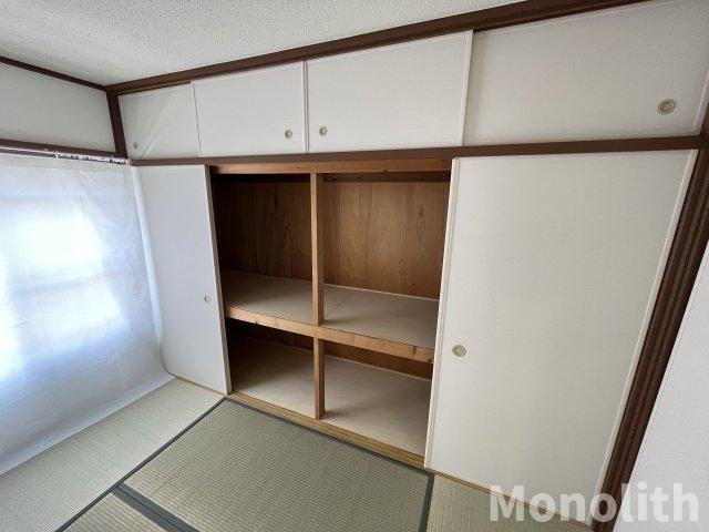 鶴山台54号棟の収納