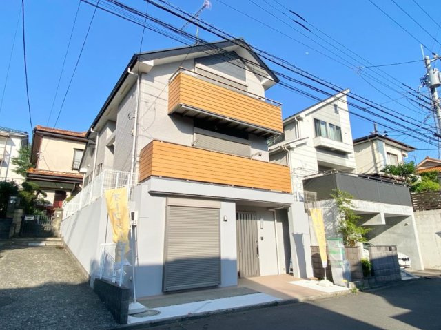 横浜市青葉区新石川4丁目 中古戸建て【仲介手数料無料】