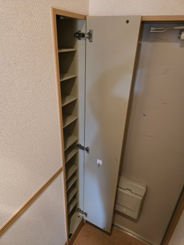 メゾンダジュール１０番館 の収納