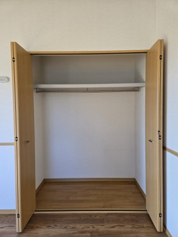 メゾンダジュール１０番館 の収納