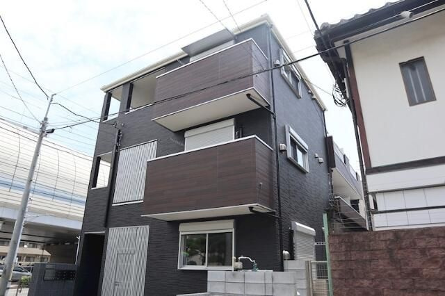 湊町ウッドヴィレッジの外観